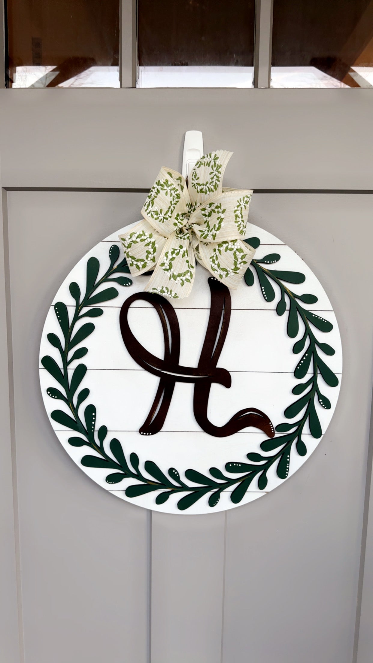 18” Single Letter Spring Door Sign
