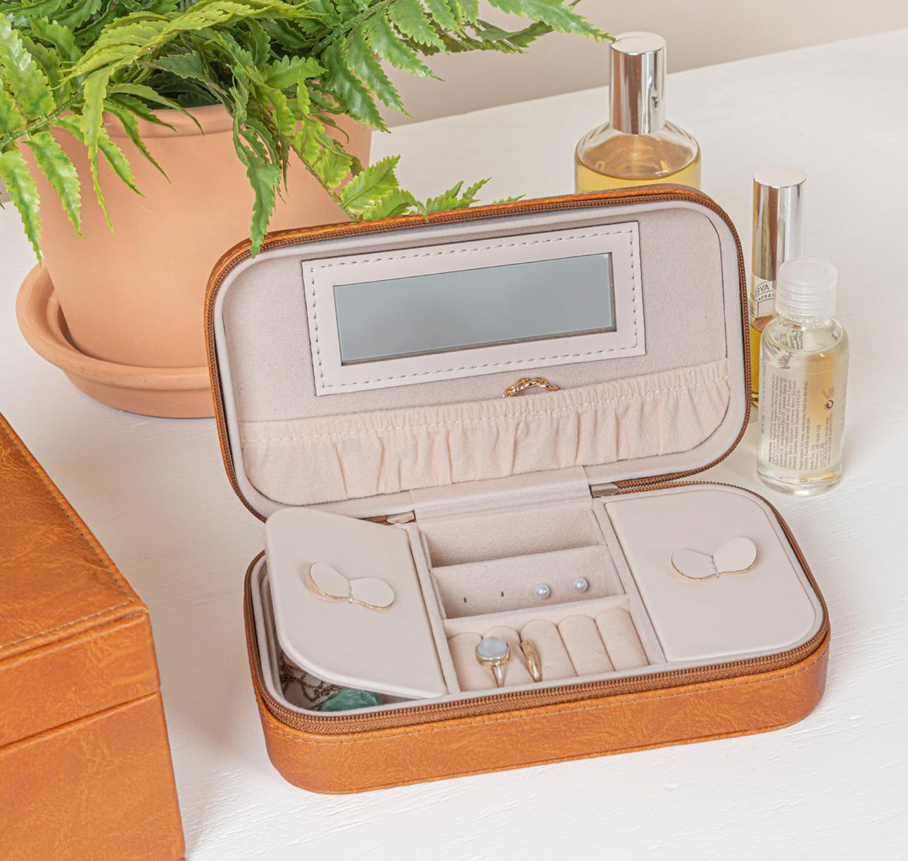 Personalized Travel Jewelry Box – Engravable Compact Jewelry Organizer