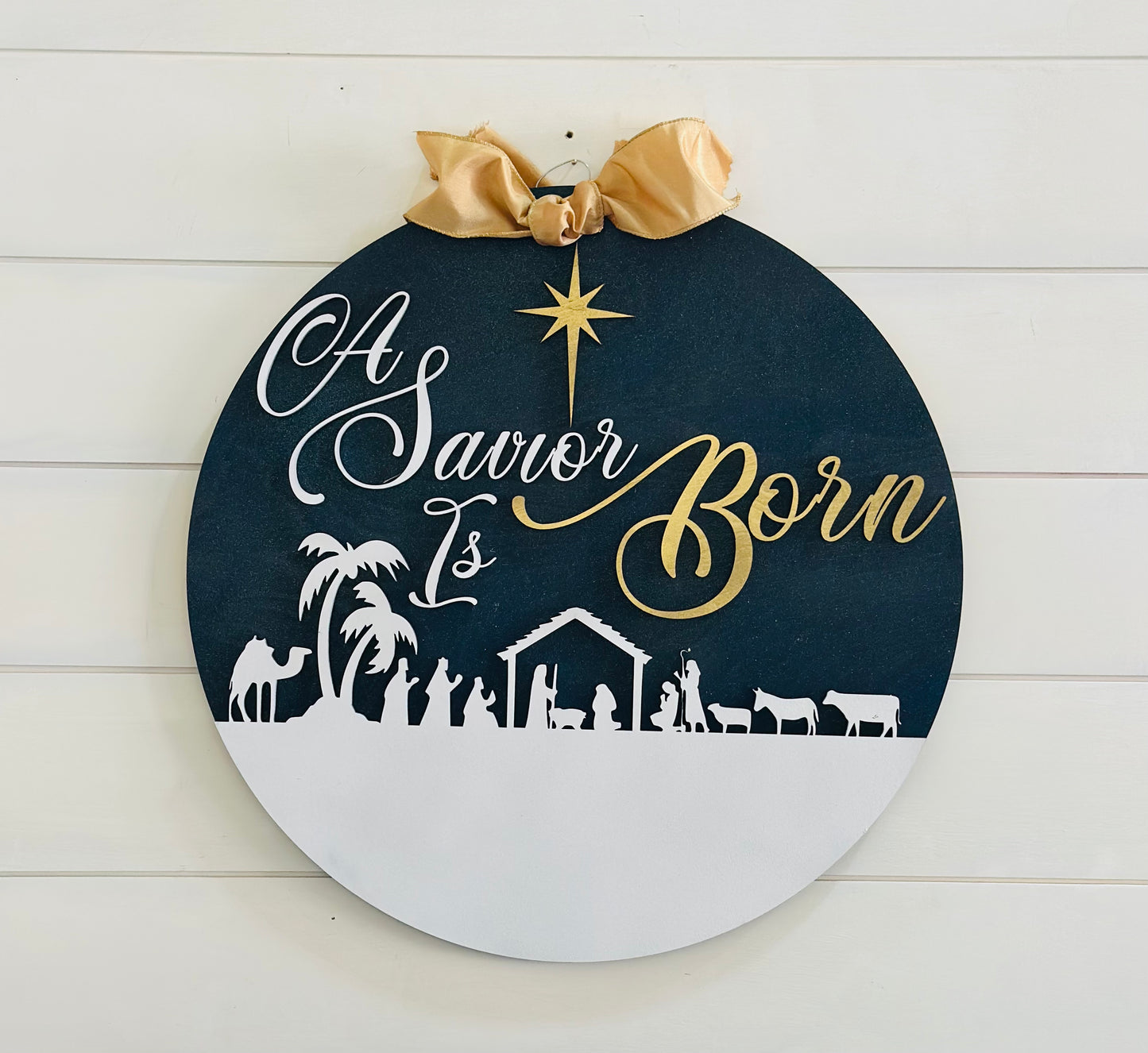 A Savior Is Born - 18"