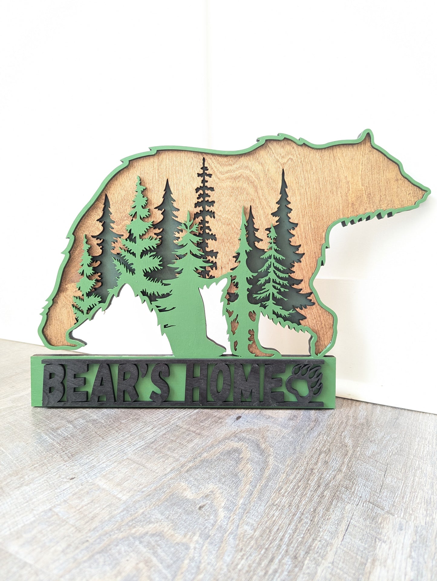Rustic Cabin Bear Forest Welcome Sign - Handcrafted Wood Décor for Cozy Cabin Retreat - Kids Wilderness Outdoors Bedroom Decor