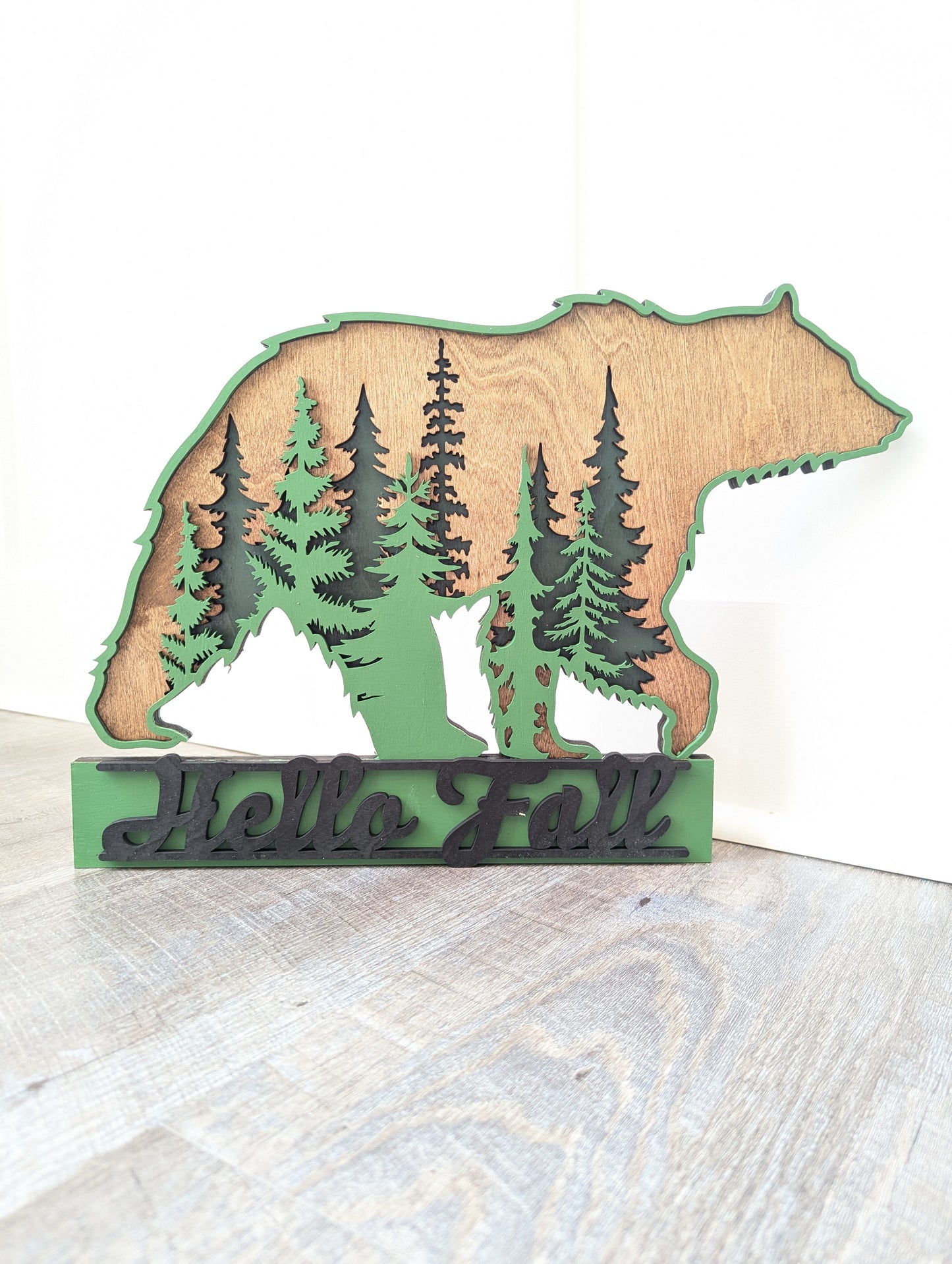 Rustic Cabin Bear Forest Welcome Sign - Handcrafted Wood Décor for Cozy Cabin Retreat - Kids Wilderness Outdoors Bedroom Decor