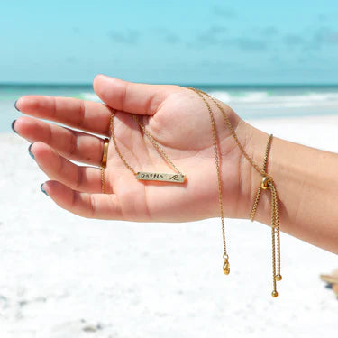 Cutout Wave Bar Necklace