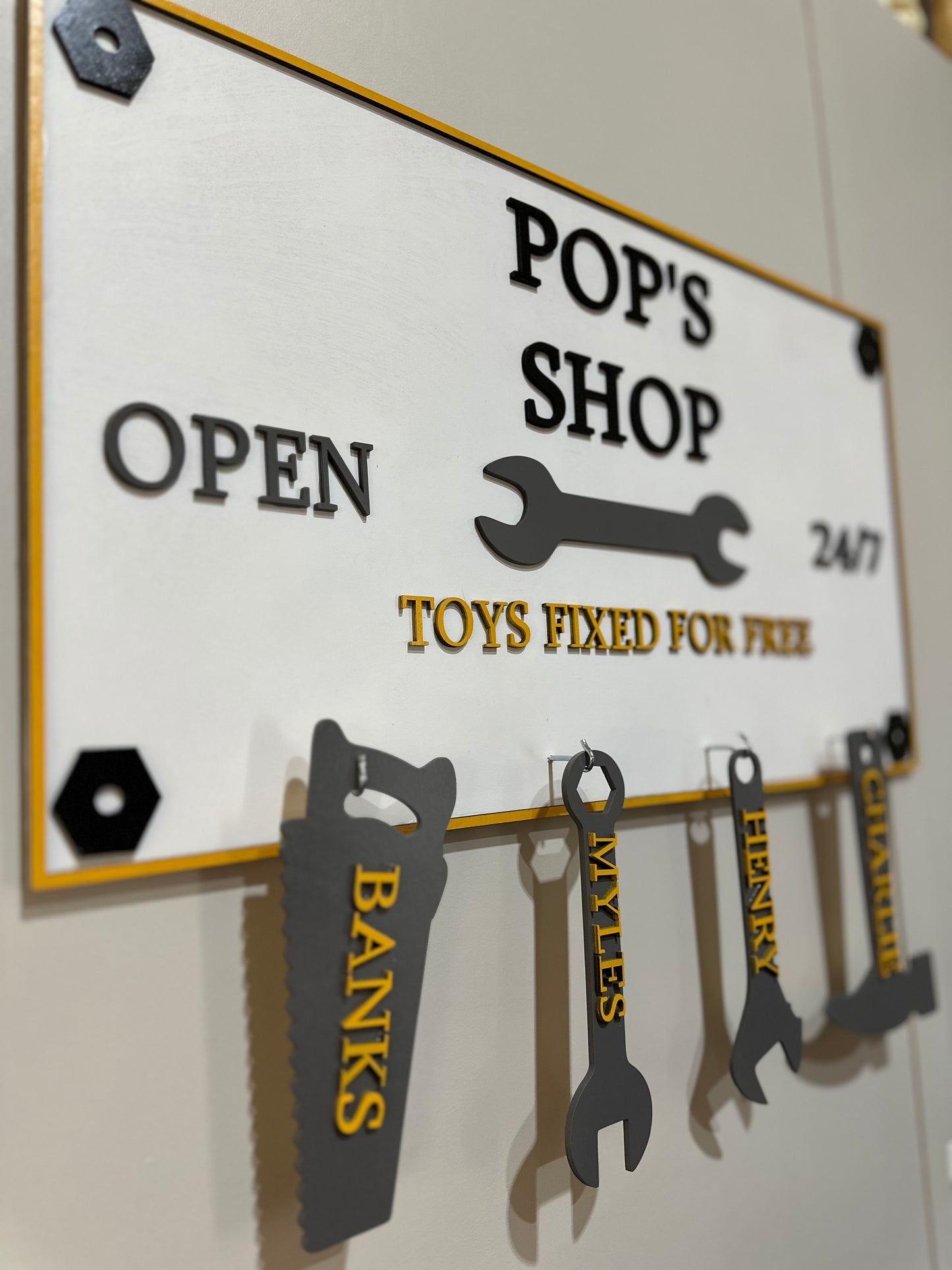 Pops Shop Board